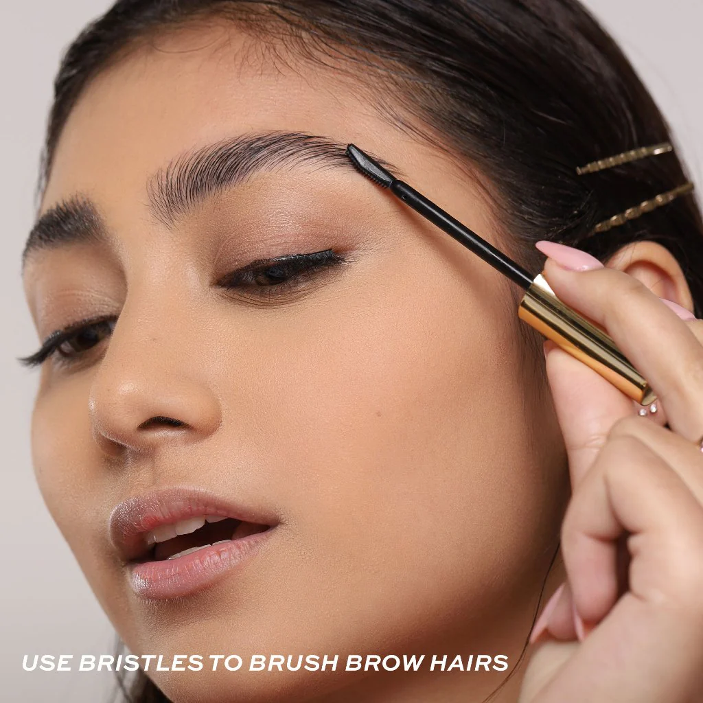 Lucky Beauty Brow Grip in Clear - Image 4
